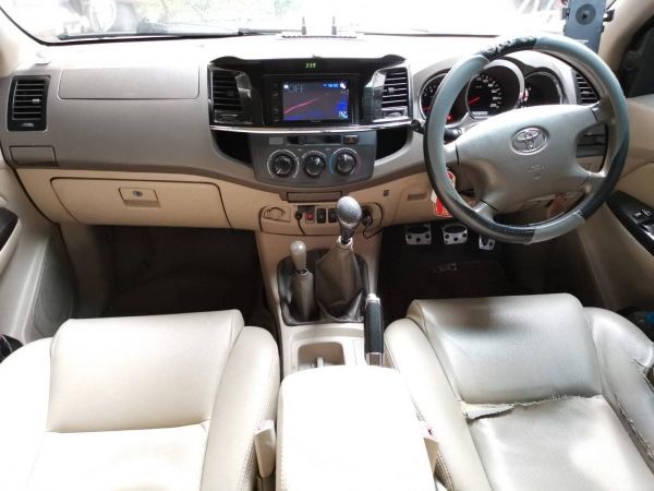 Fortuner​ 3.0 4WD 2005 รูปที่ 4
